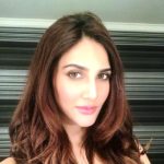 Vaani Kapoor Age, Boyfriend, Family, Biography & More