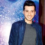 Divyendu Sharma Height, Weight, Age, Affairs, Biography & More
