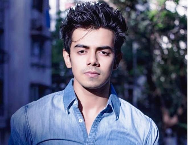 Devarshi Shah Profile