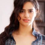 Kritika Sachdeva Height, Weight, Age, Boyfriend, Family, Biography & More