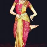 Suhani Dhanki stage performance