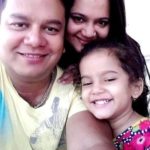 Sonakshi Save with her parents