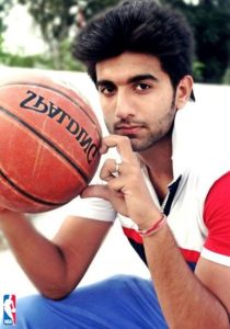 Mr.MnV during his college days