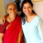 Anita Date with her mother Kiran Date