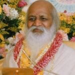 Maharishi Mahesh Yogi Age, Death, Wife, Children, Family, Biography & More