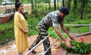 IPS Sanjay Arora with his wife